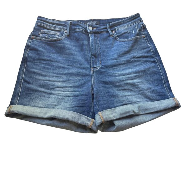 Judy Blue Cuffed Denim Shorts | Size 2XL | Tummy Control Plus Size - Picture 13 of 15